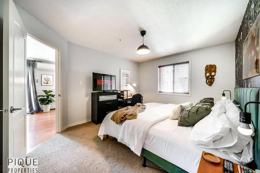 דירה אדמונטון The Breakfast Club Suite - King Bed & Ac - Patio - Ug Park
